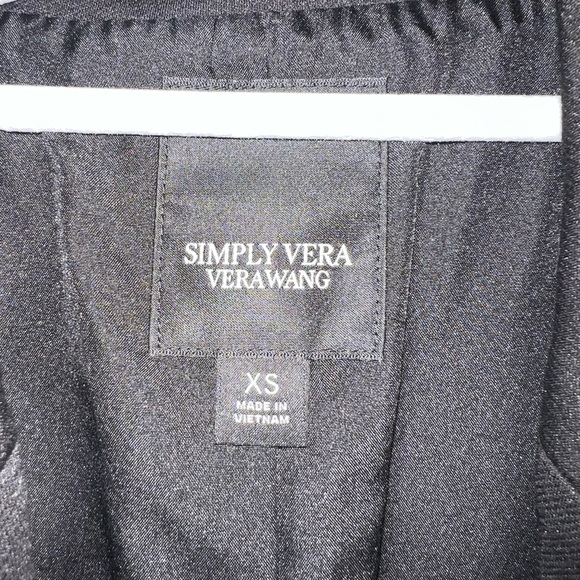 Professional Blazer By Vera Wang, Size XS - Picture 4 of 4